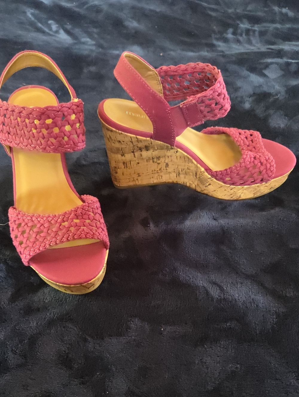 Maurices Beverly Woven Strap Wedge Sandals - Purple Fuchsia Color SIZE 8 - NWOT